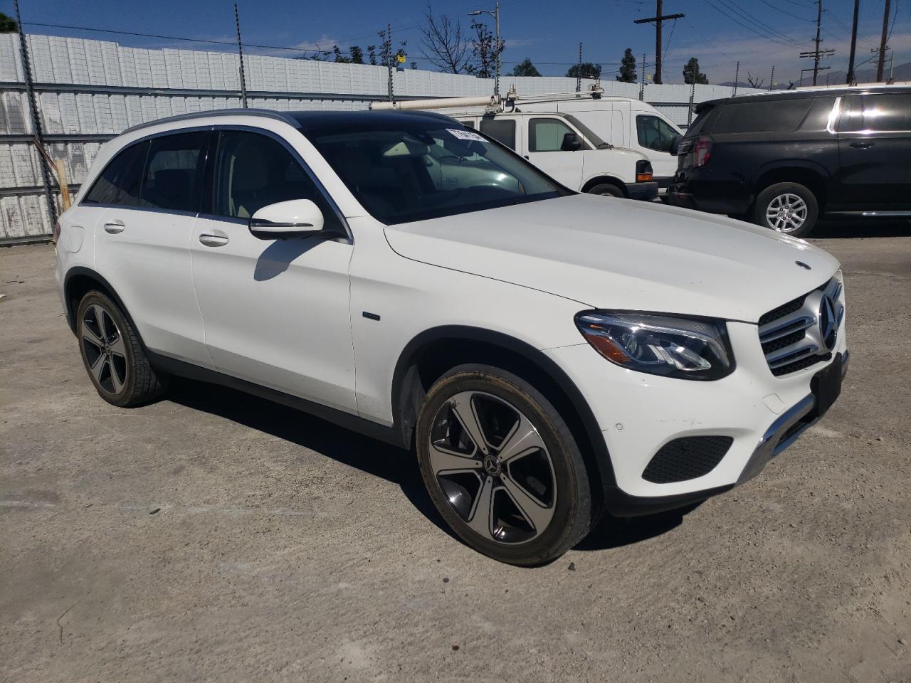 2019 Mercedes-Benz GLC - Image 4