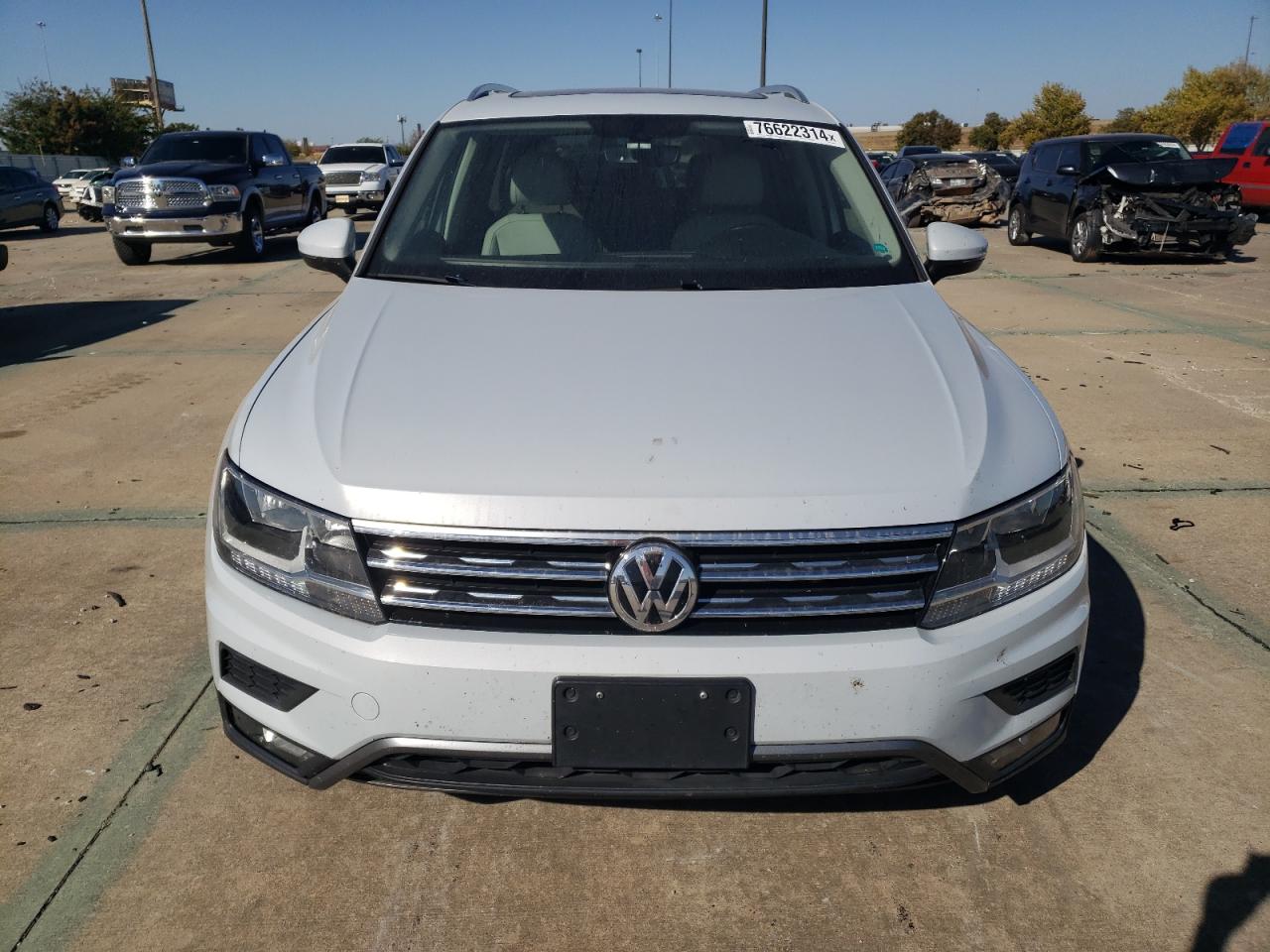 2018 Volkswagen Tiguan - Image 5