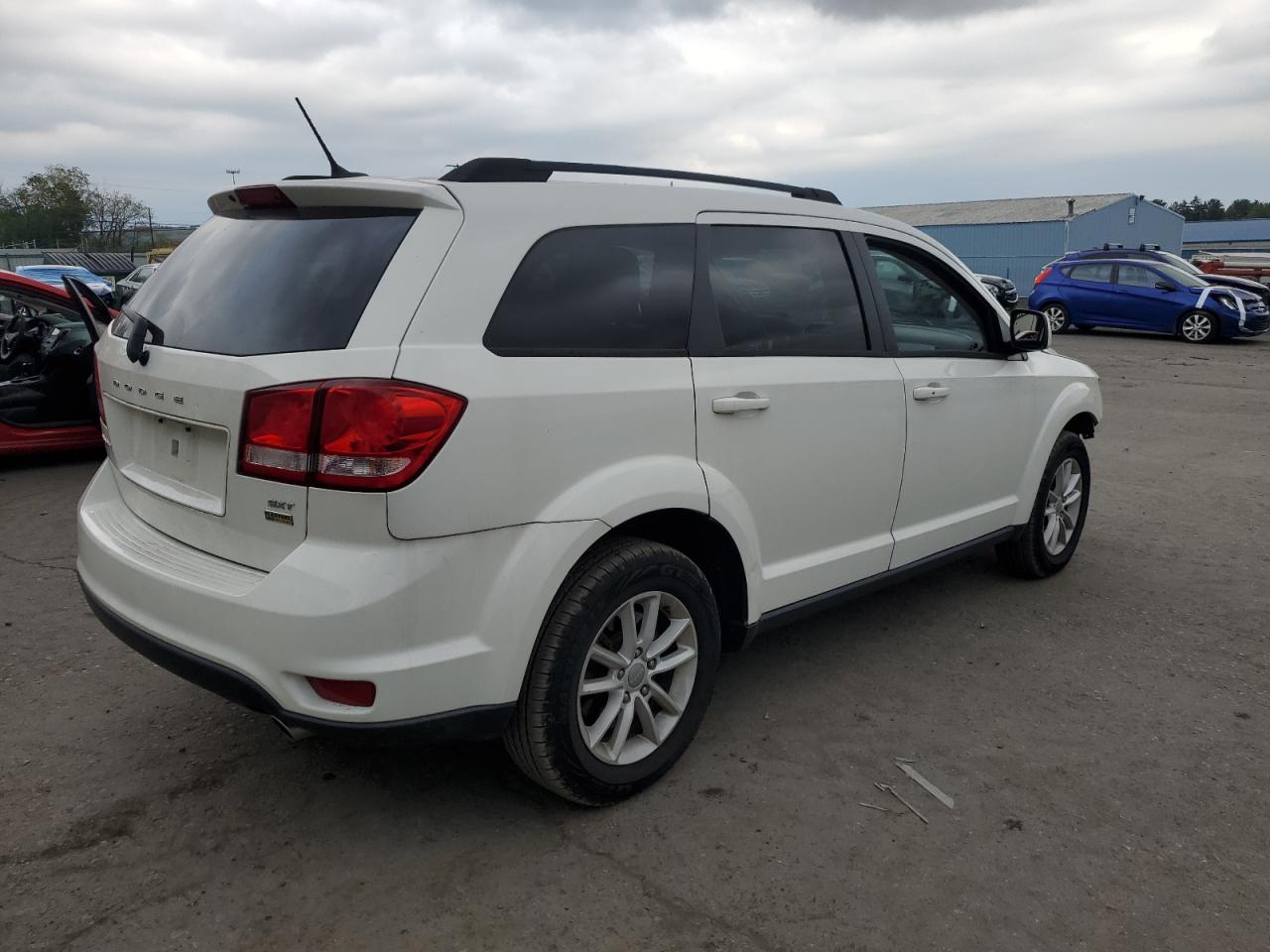 2017 Dodge Journey - Image 3
