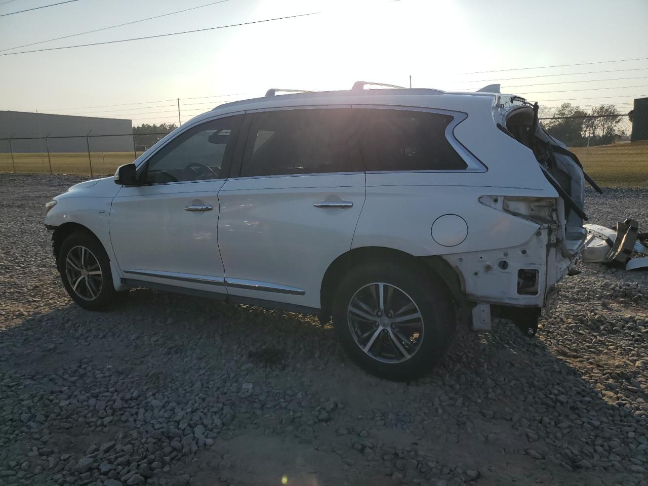 2017 Infiniti QX60 - Image 2
