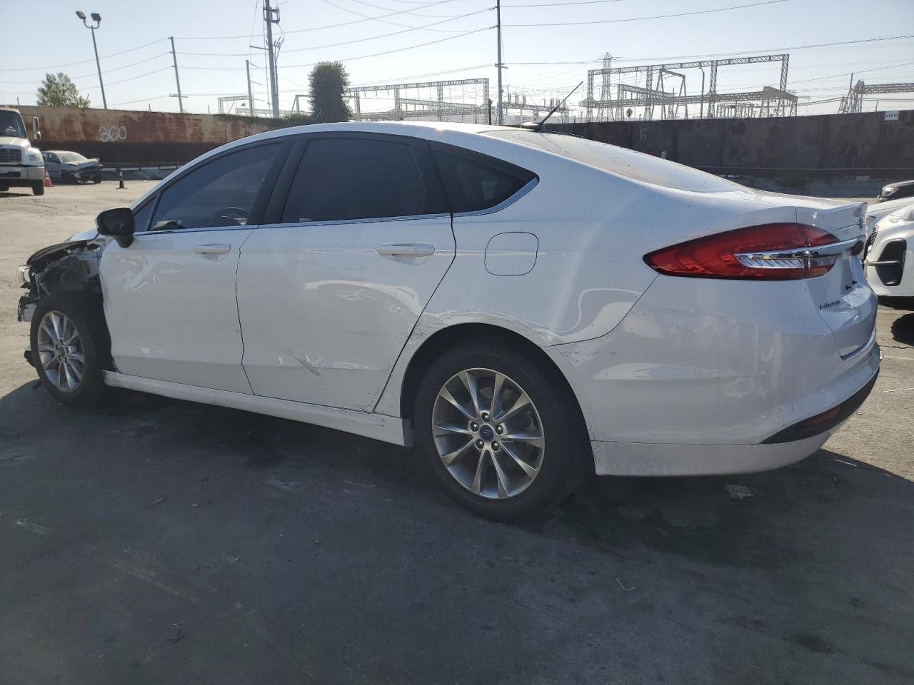 VIN 3FA6P0H70HR370454 2017 FORD FUSION no.2