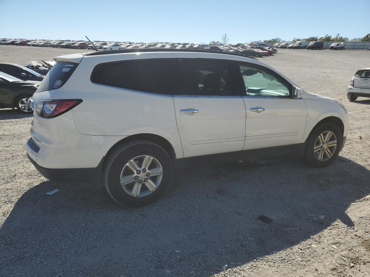 2014 Chevrolet Traverse - Image 3