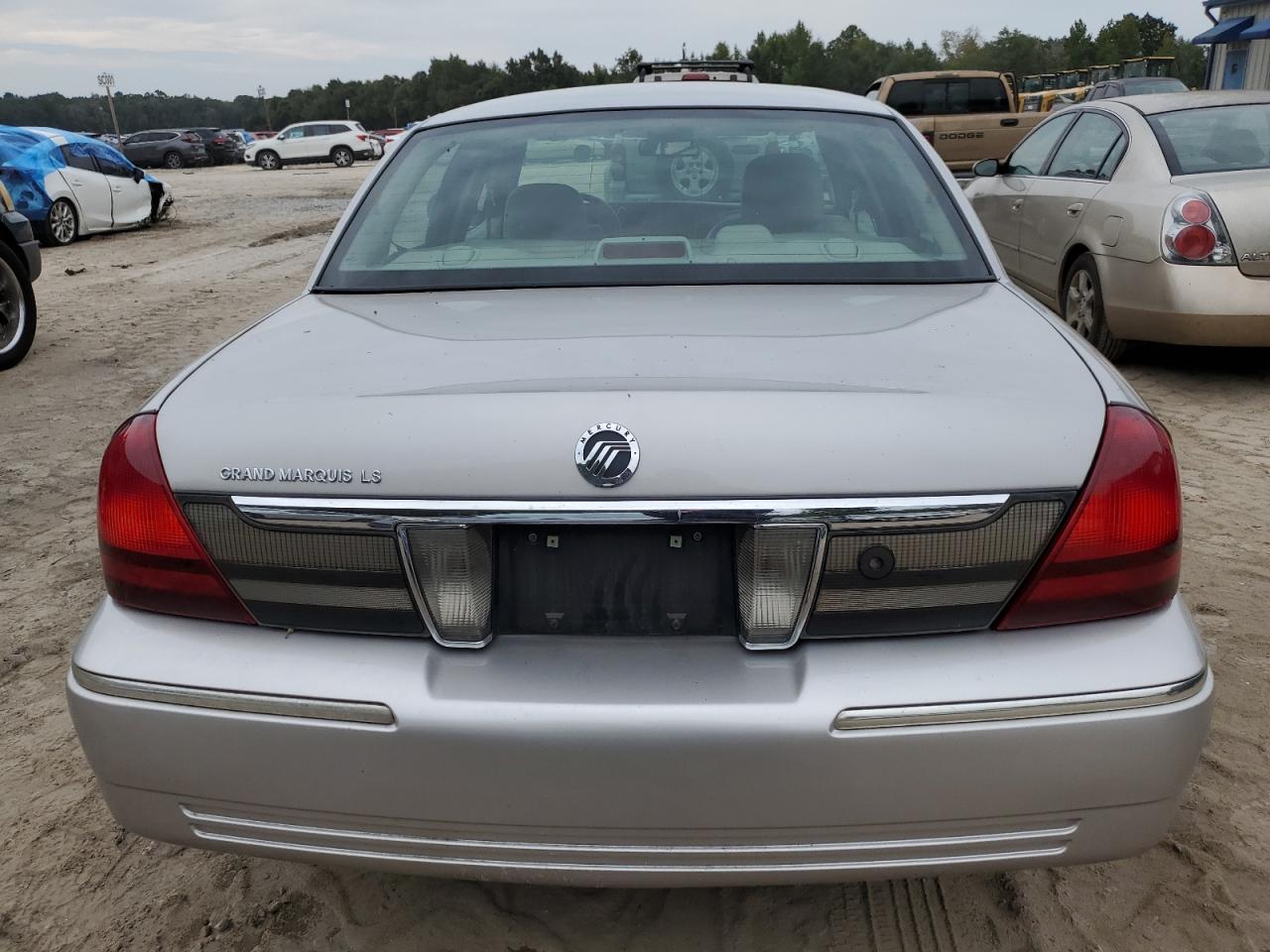 2007 Mercury Grand Marquis Ls VIN: 2MEFM75V87X634646 Lot: 74810684