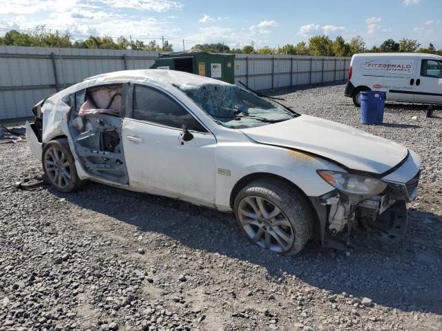 Седаны MAZDA 6 2016 Белы