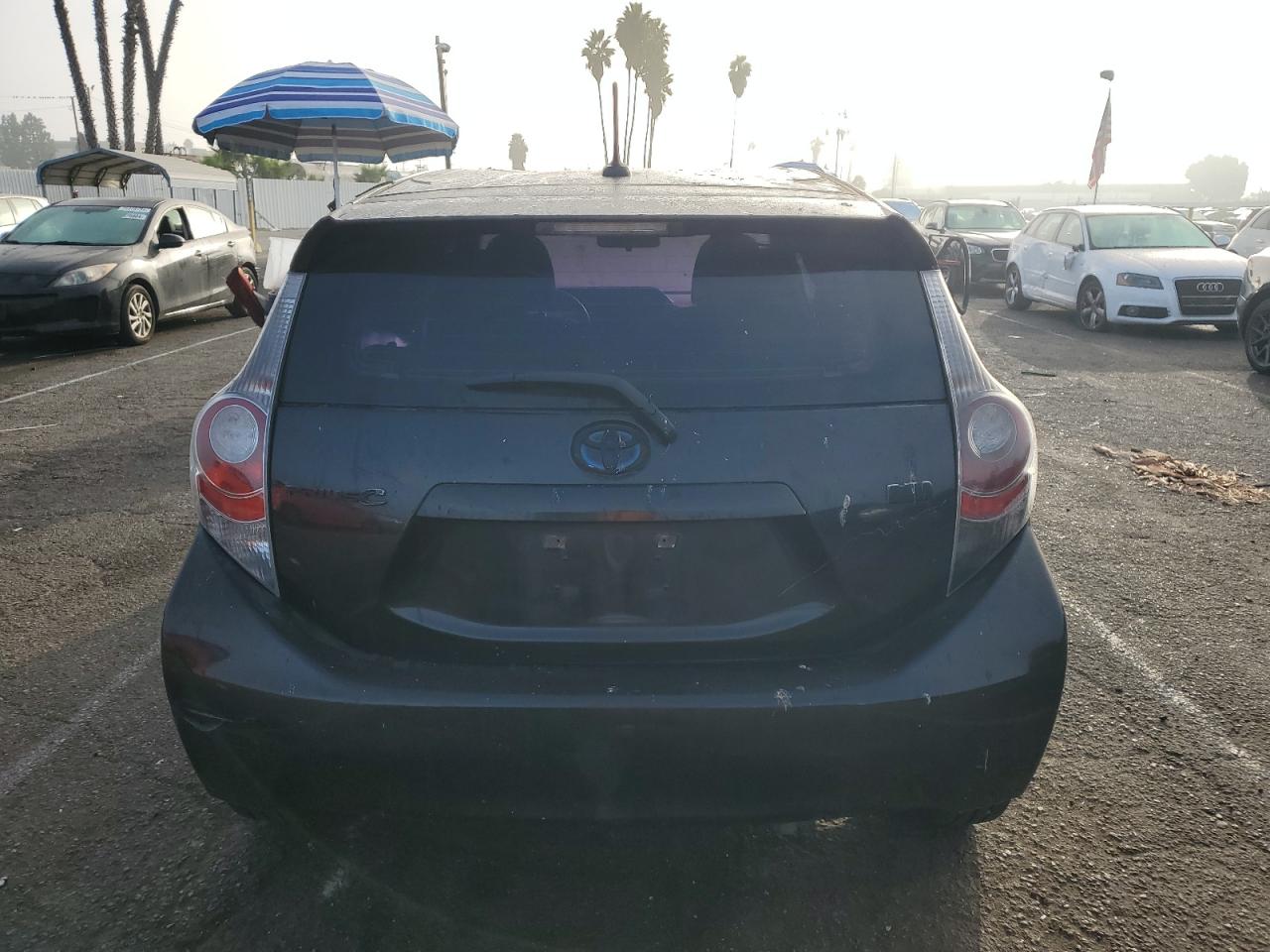 2013 Toyota Prius C VIN: JTDKDTB34D1058294 Lot: 75567624