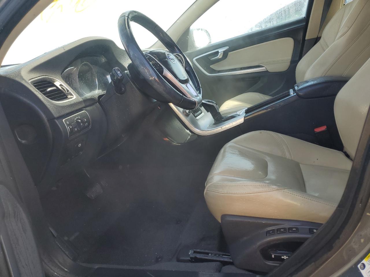 2017 Volvo S60 - Image 7