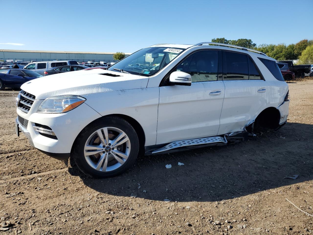 VIN 4JGDA5HB0FA472988 2015 MERCEDES-BENZ M-CLASS no.1