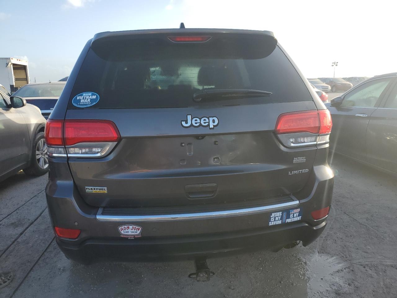 2015 Jeep Grand Cherokee Limited VIN: 1C4RJEBG2FC217326 Lot: 76133594