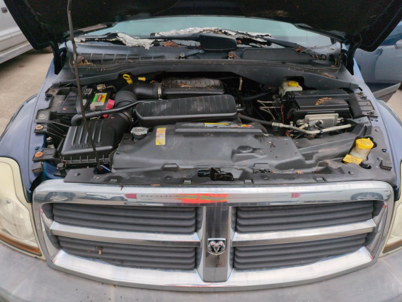 1D4HB38N55F590492 2005 Dodge Durango St