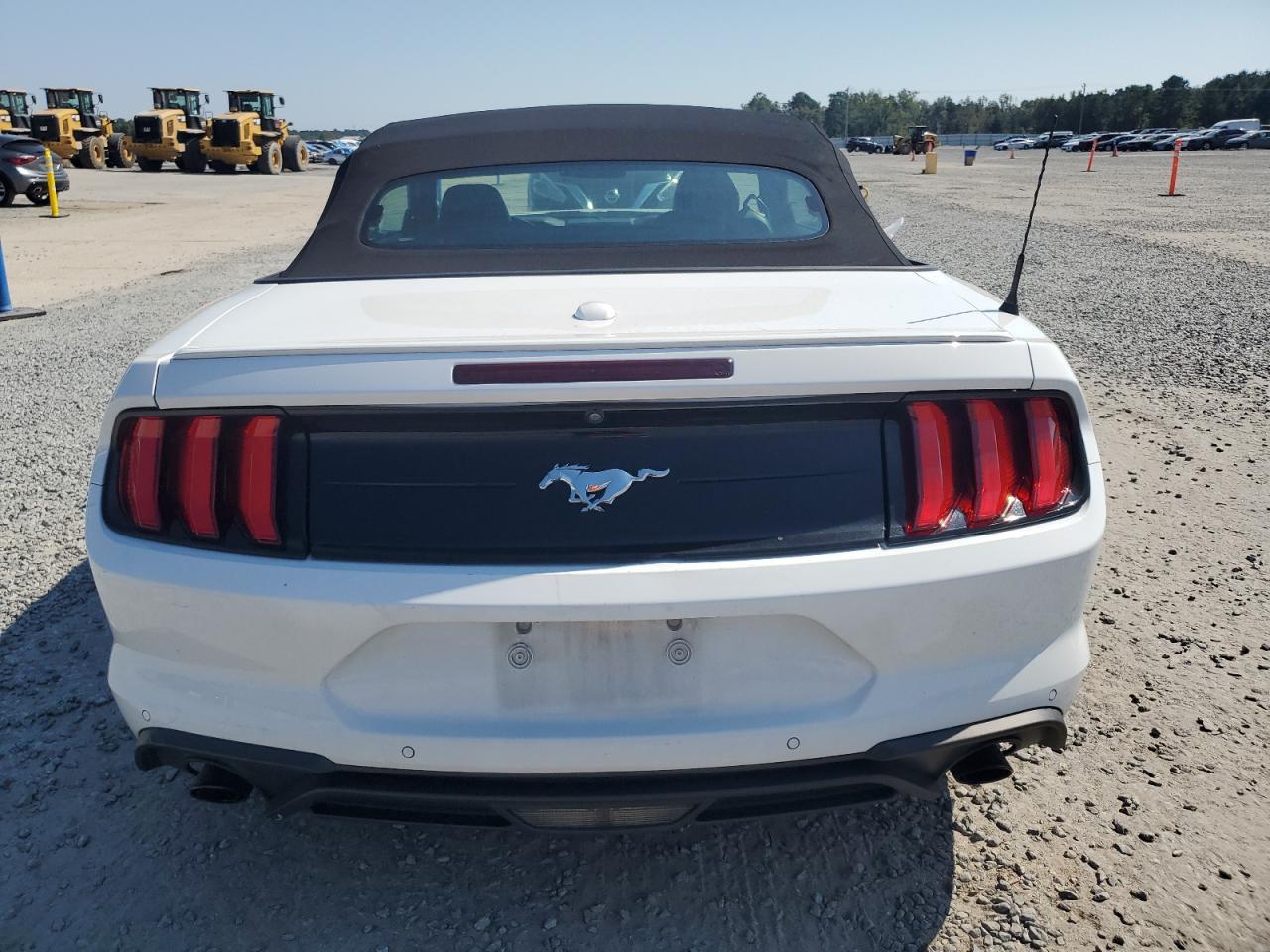 2019 Ford Mustang VIN: 1FATP8UH4K5138742 Lot: 75287494