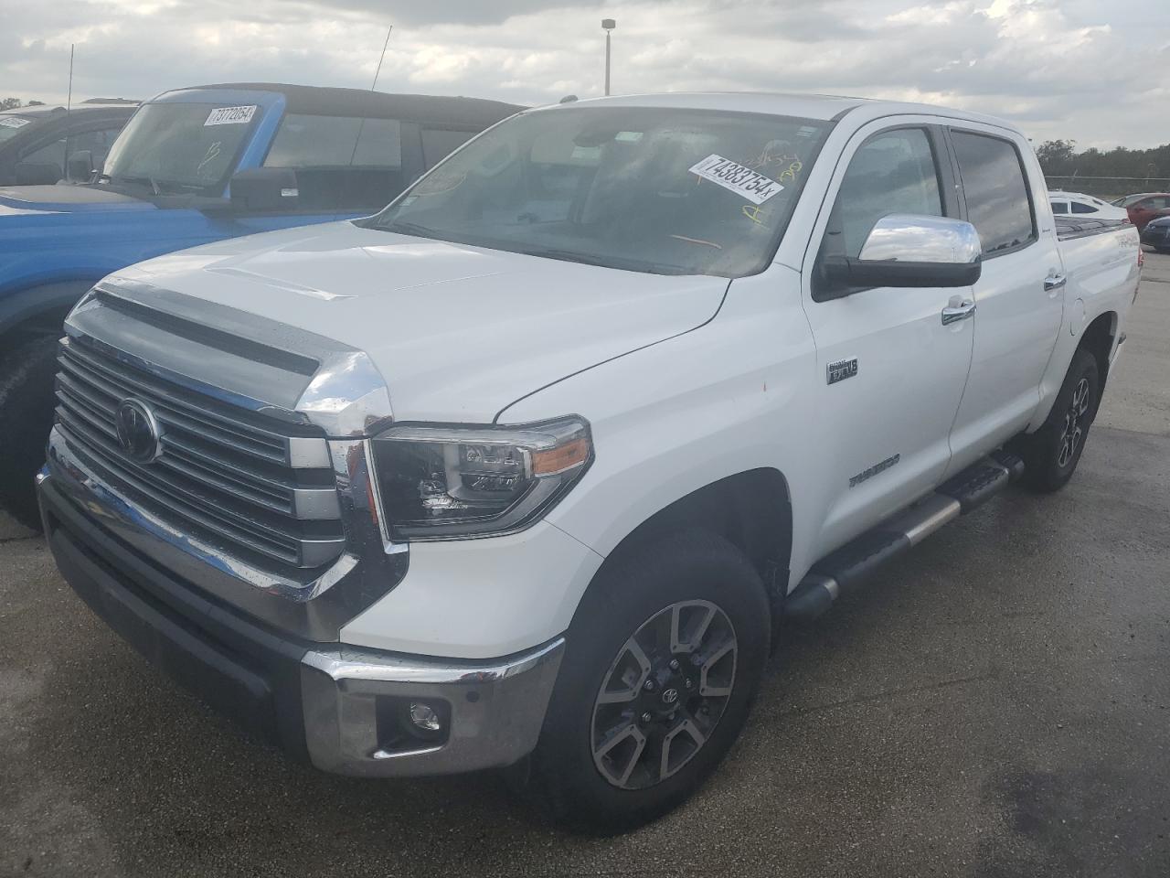 VIN 5TFHW5F15JX699293 2018 TOYOTA TUNDRA no.1