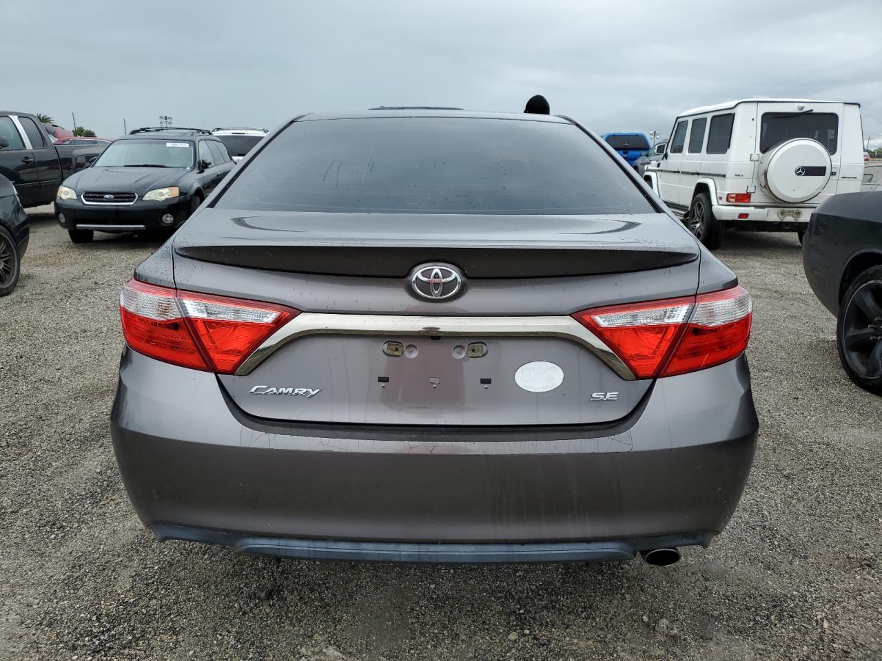 4T1BF1FK2FU070344 2015 Toyota Camry Le