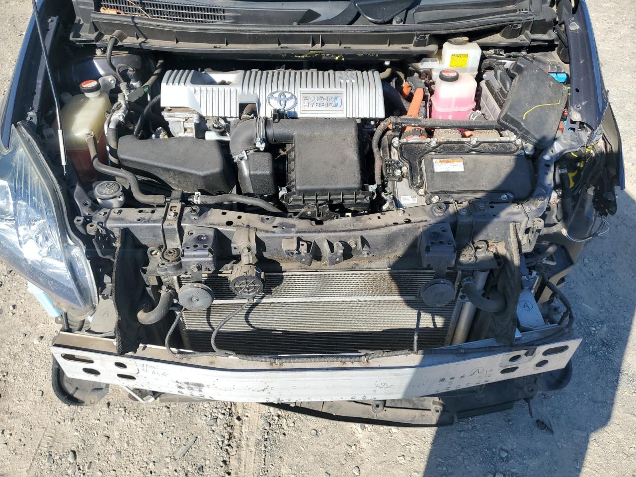 JTDKN3DP8F3074616 2015 Toyota Prius Plug-In