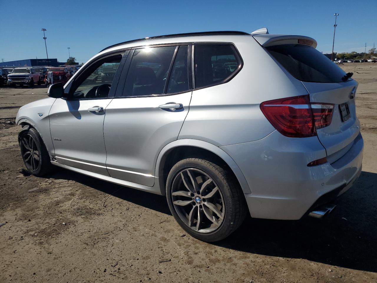 VIN 5UXWZ7C36H0V90360 2017 BMW X3 no.2