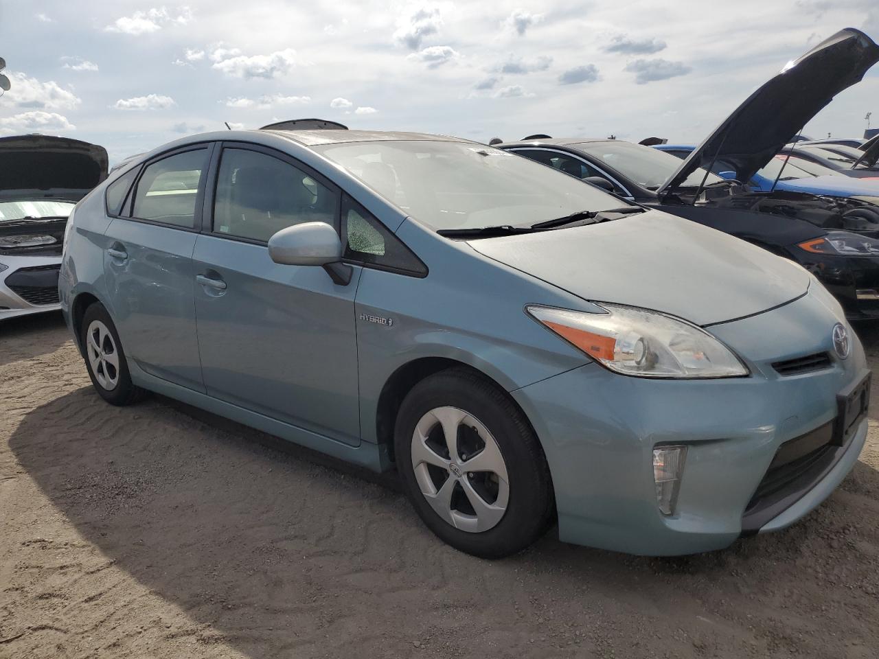 2015 Toyota Prius - Image 4