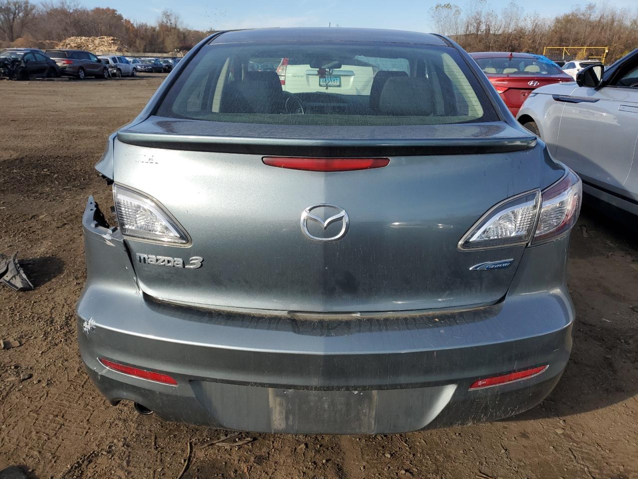 2012 Mazda 3 - Image 6