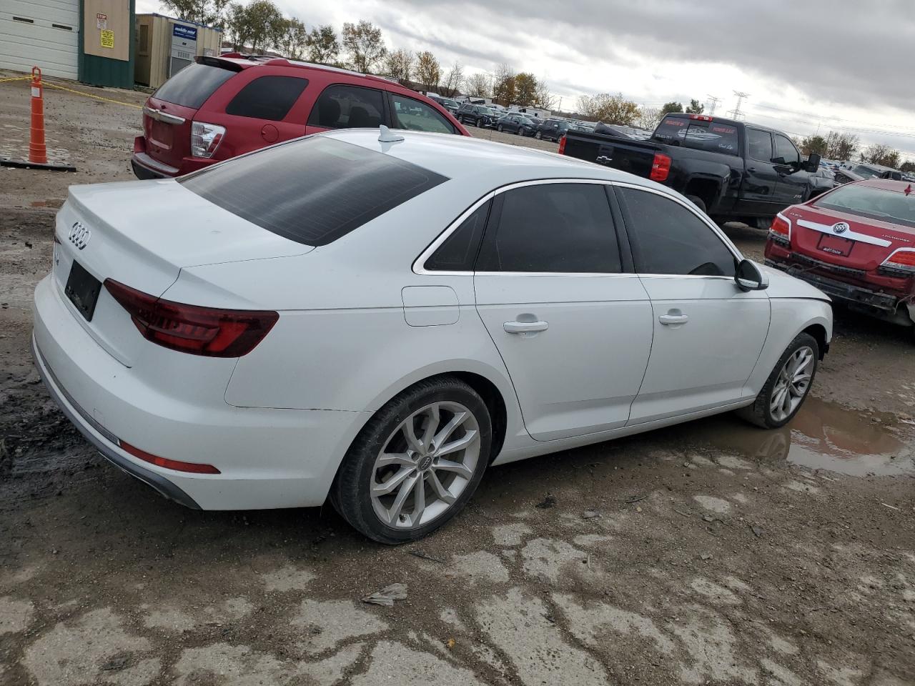 2019 Audi A4 - Image 3