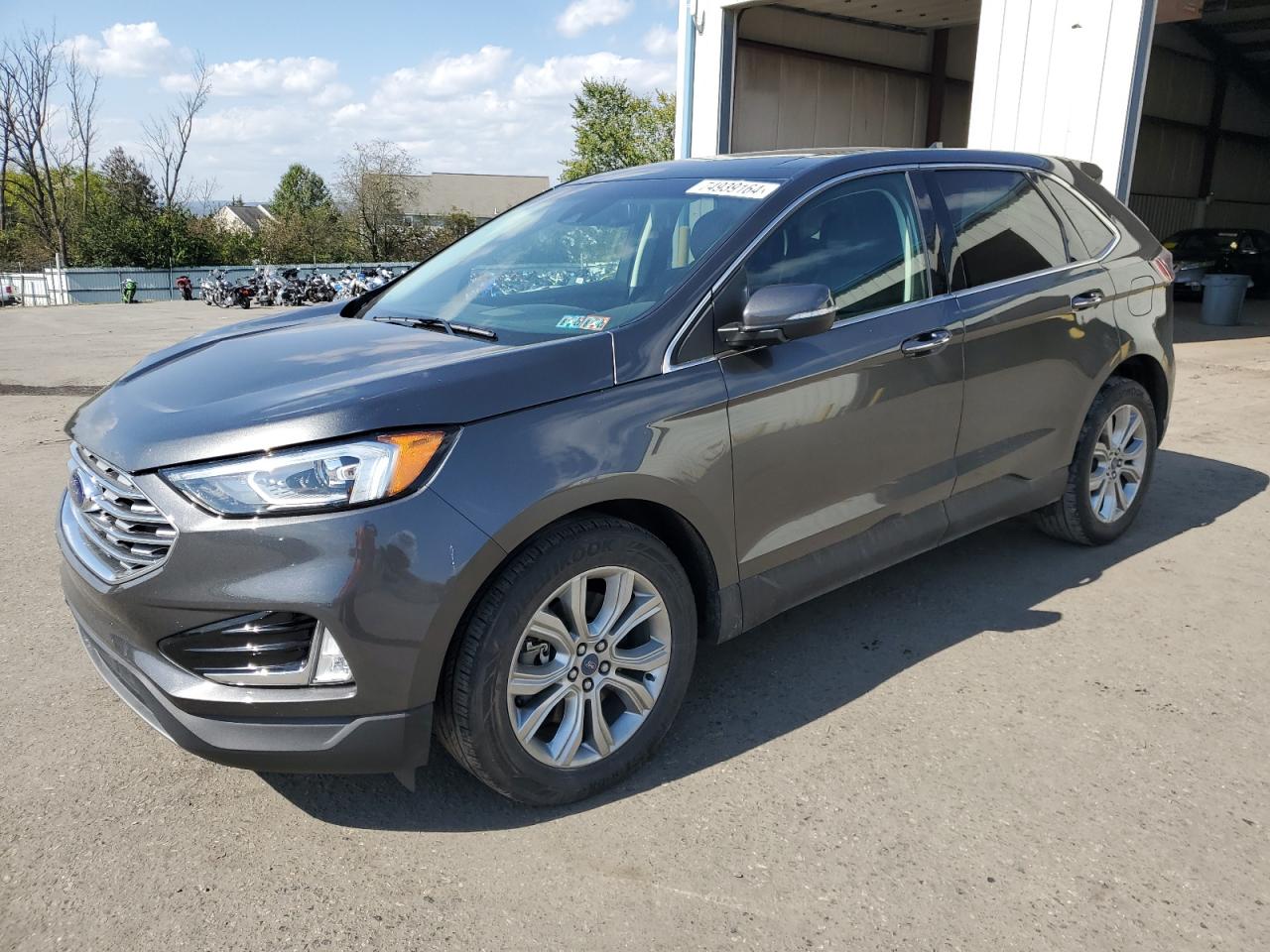 2019 Ford Edge - Image 1