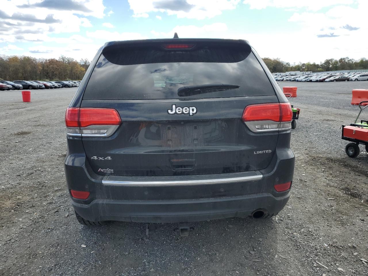 2015 Jeep Grand Cherokee Limited VIN: 1C4RJFBG0FC611784 Lot: 76228104