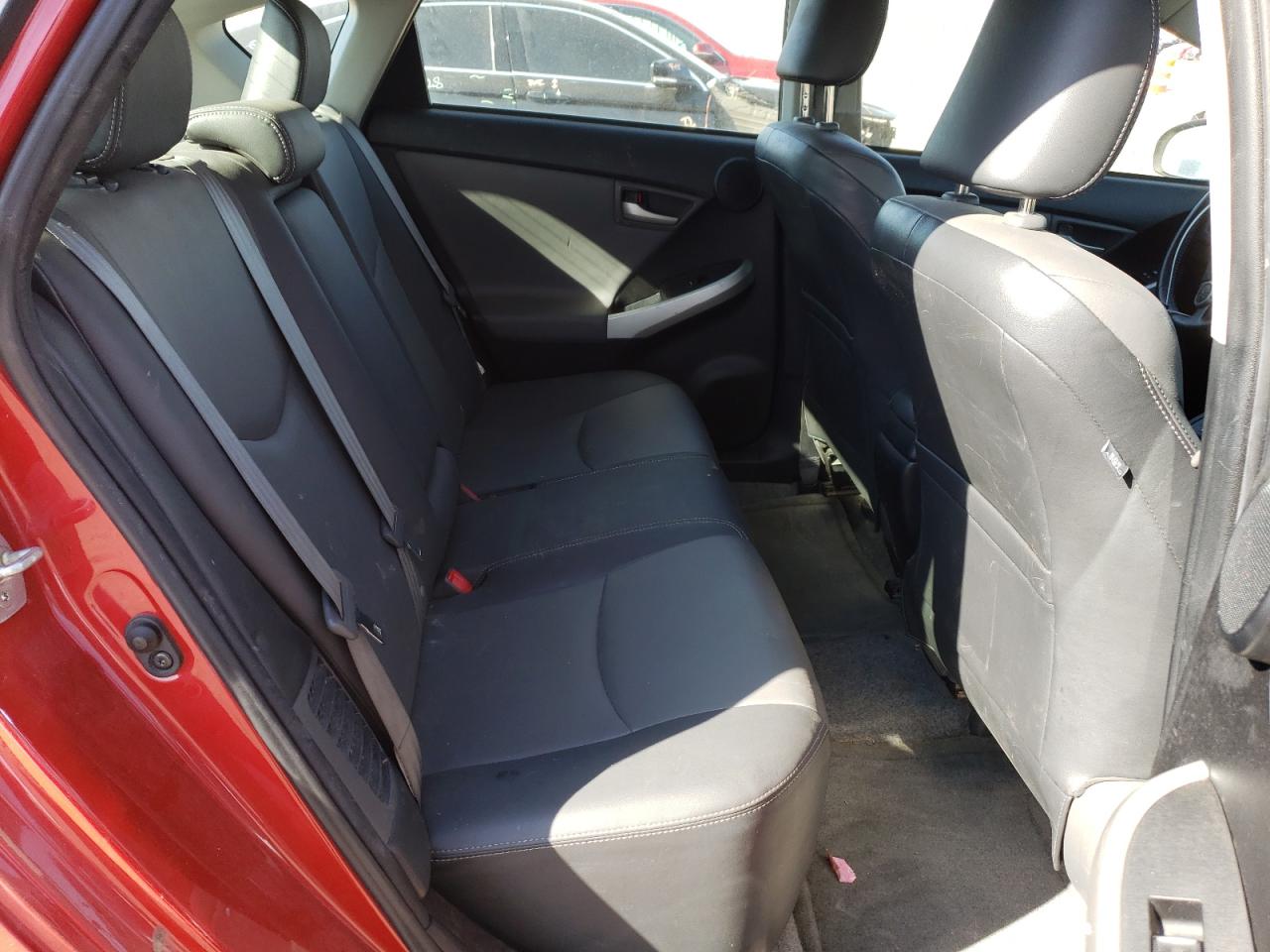 2014 Toyota Prius - Image 10