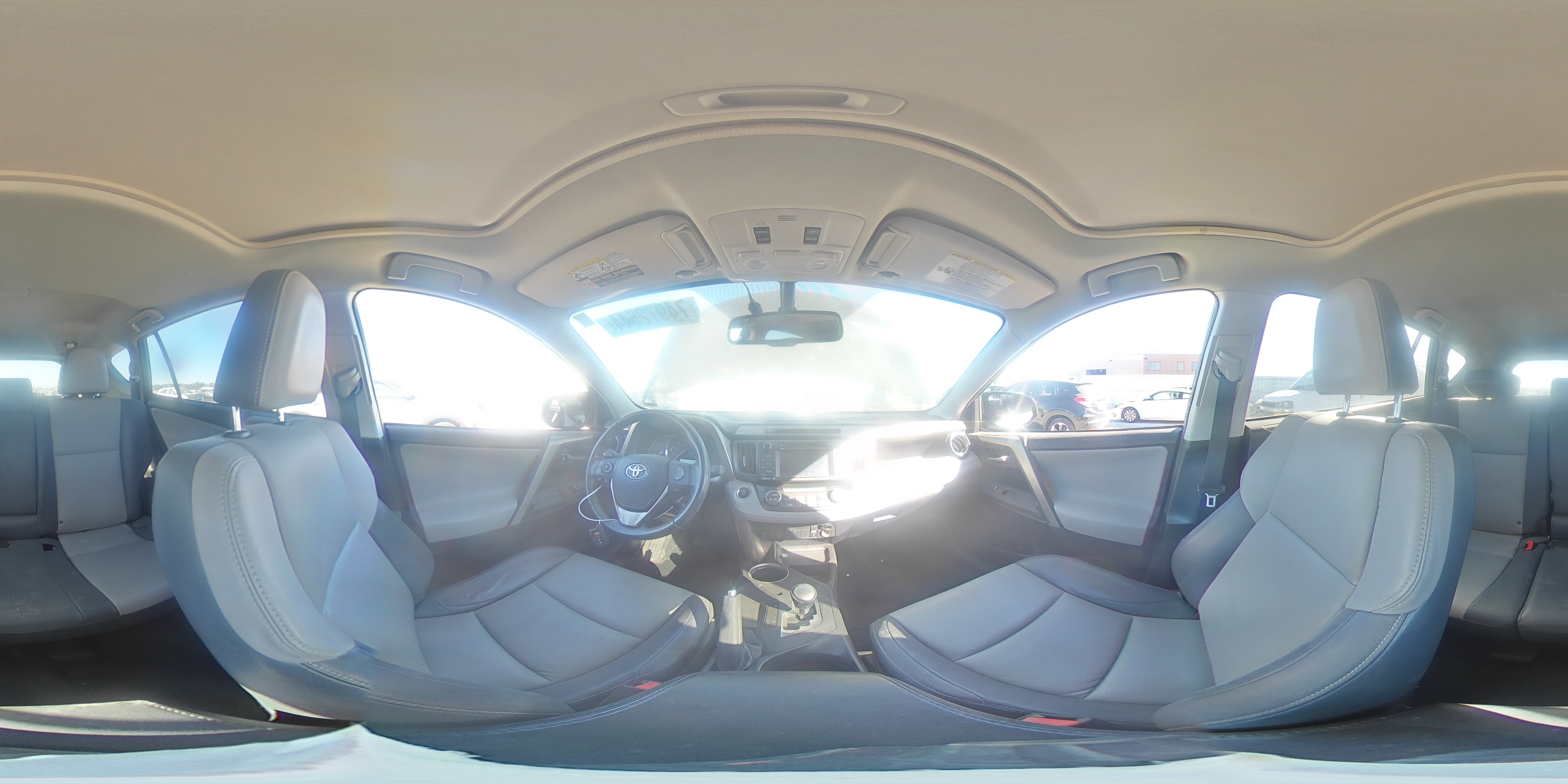 2015 Toyota RAV 4 - Image 14