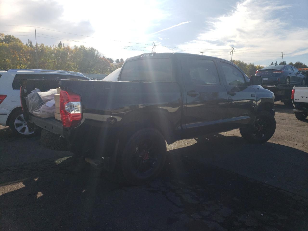 2019 Toyota Tundra - Image 3