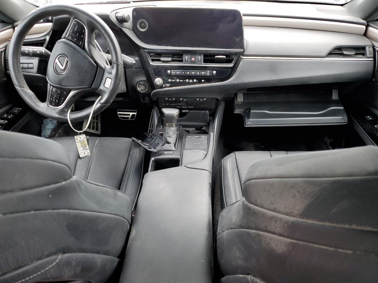2022 Lexus ES - Image 8