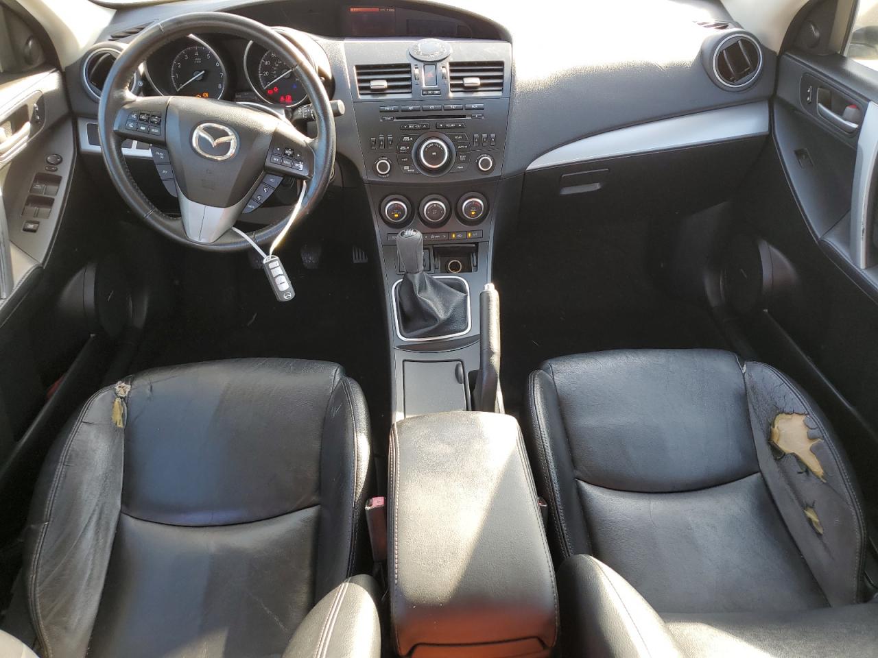 2012 Mazda 3 - Image 8