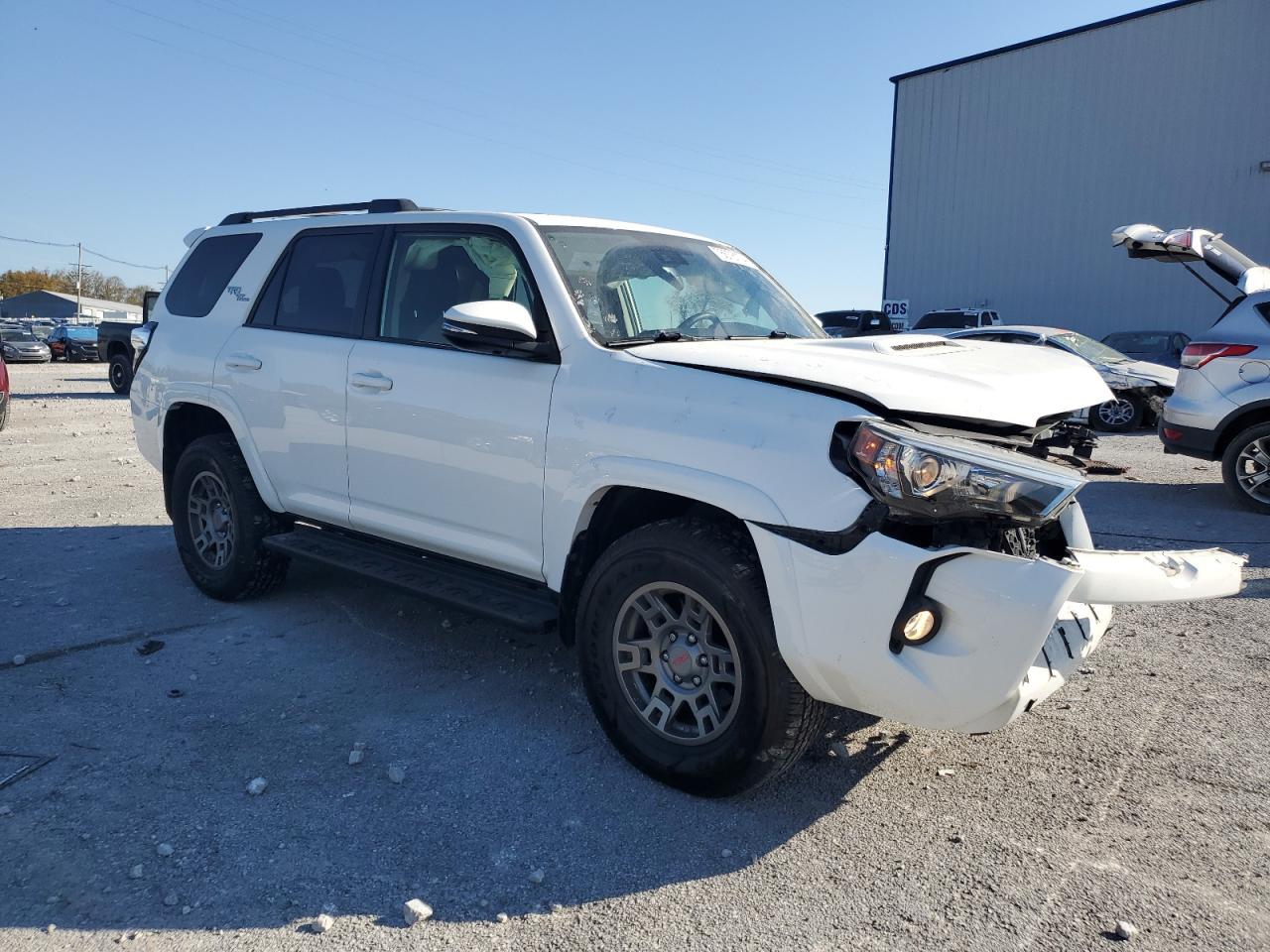 2020 Toyota 4Runner - Image 4
