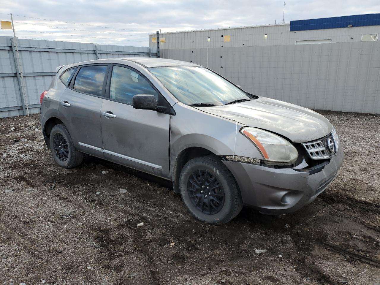 2013 Nissan Rogue - Image 4