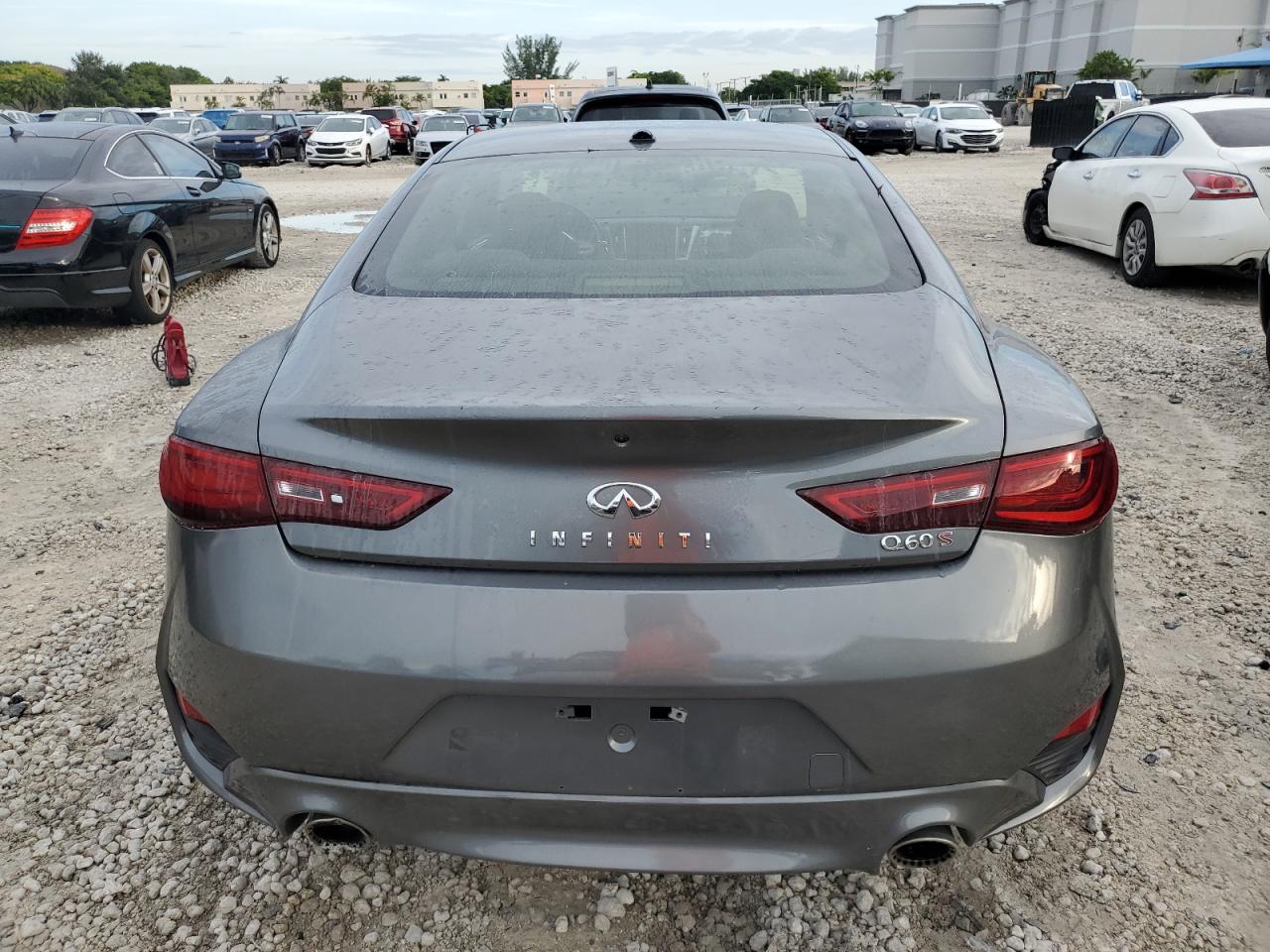 JN1FV7EK4HM610831 2017 Infiniti Q60 Red Sport 400