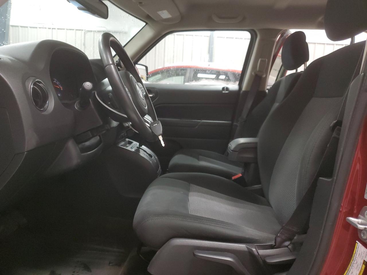 2017 Jeep Liberty (Patriot) - Image 7