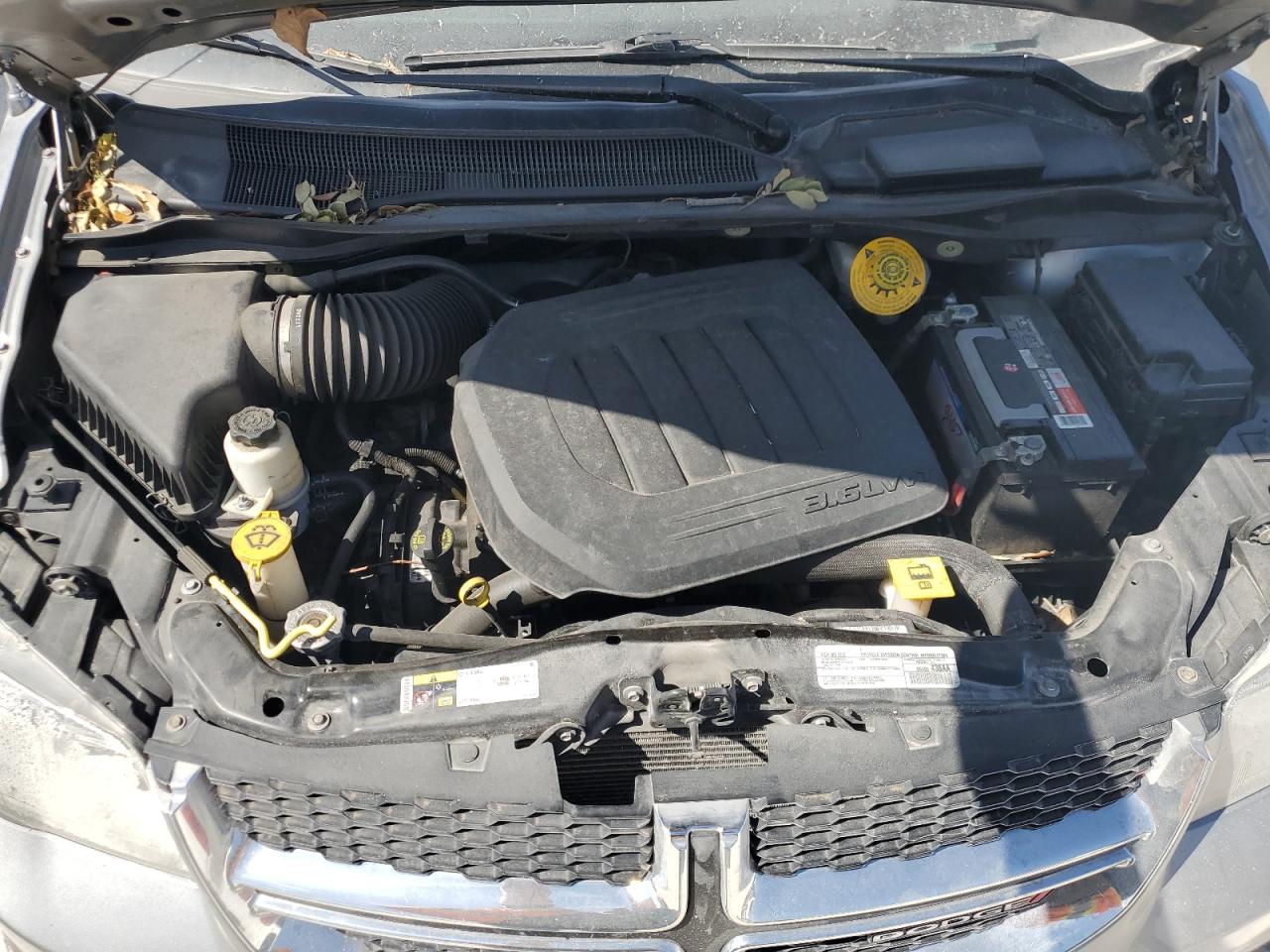 2019 Dodge Caravan - Image 12