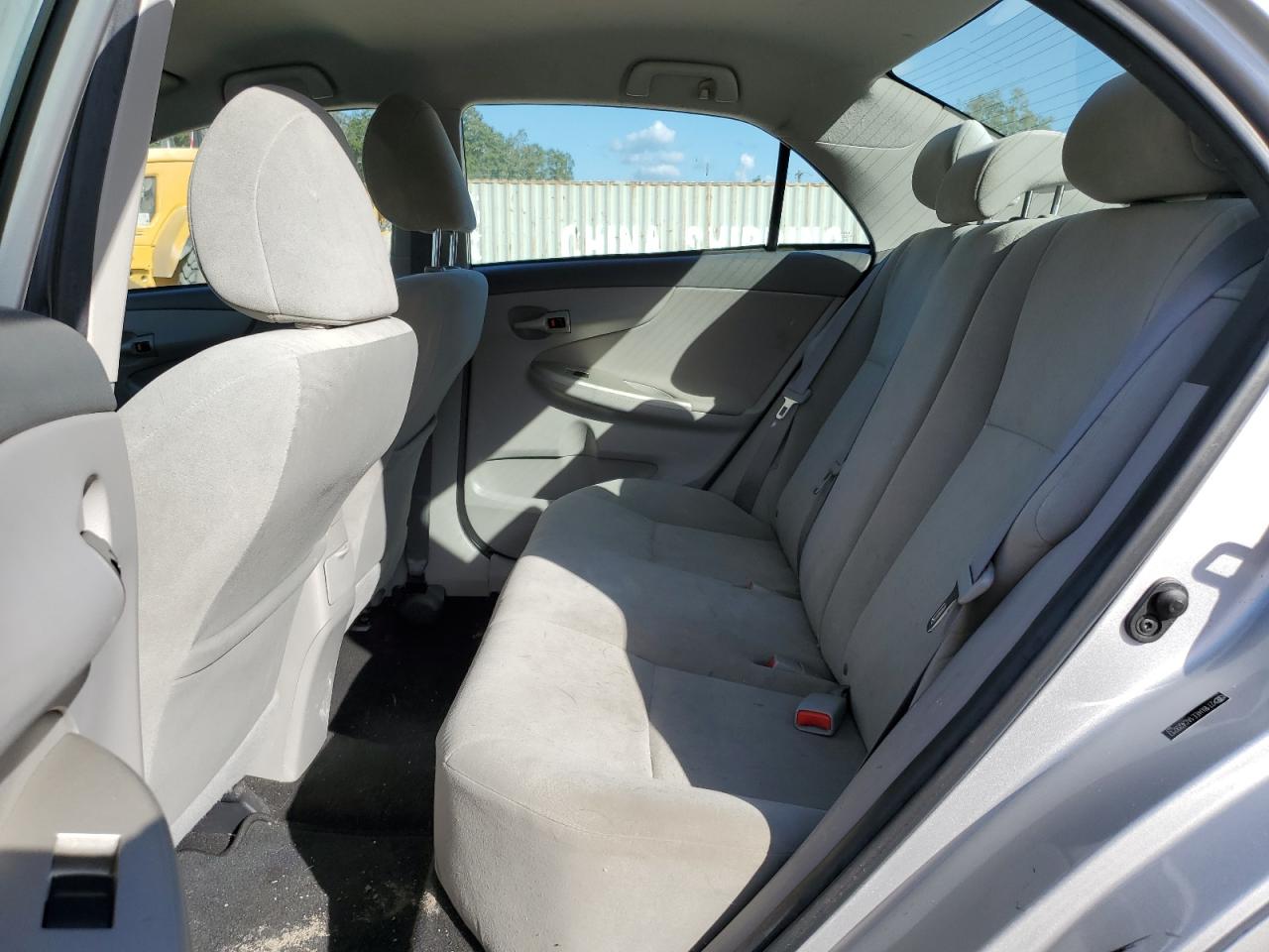 2010 Toyota Corolla - Image 10