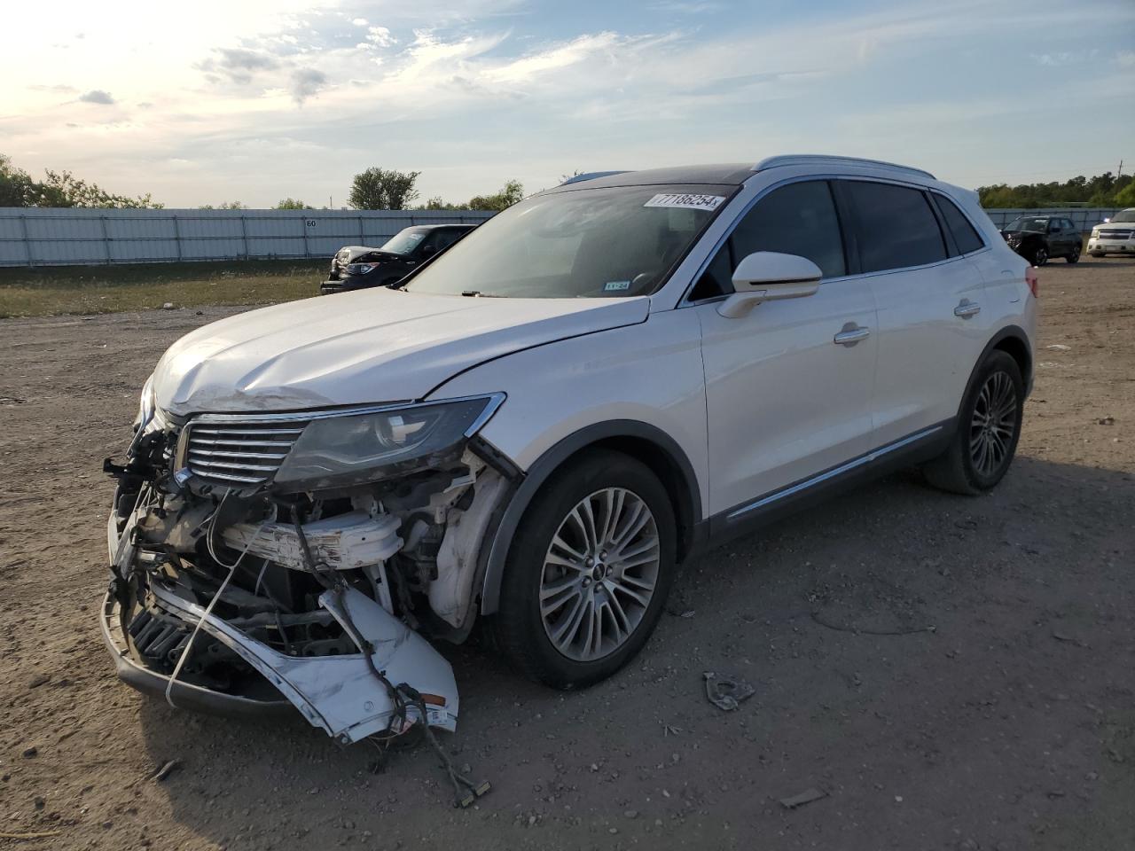 2016 Lincoln MKX - Image 1