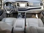 2017 Toyota Highlander Se for Sale in Dyer, IN - Side