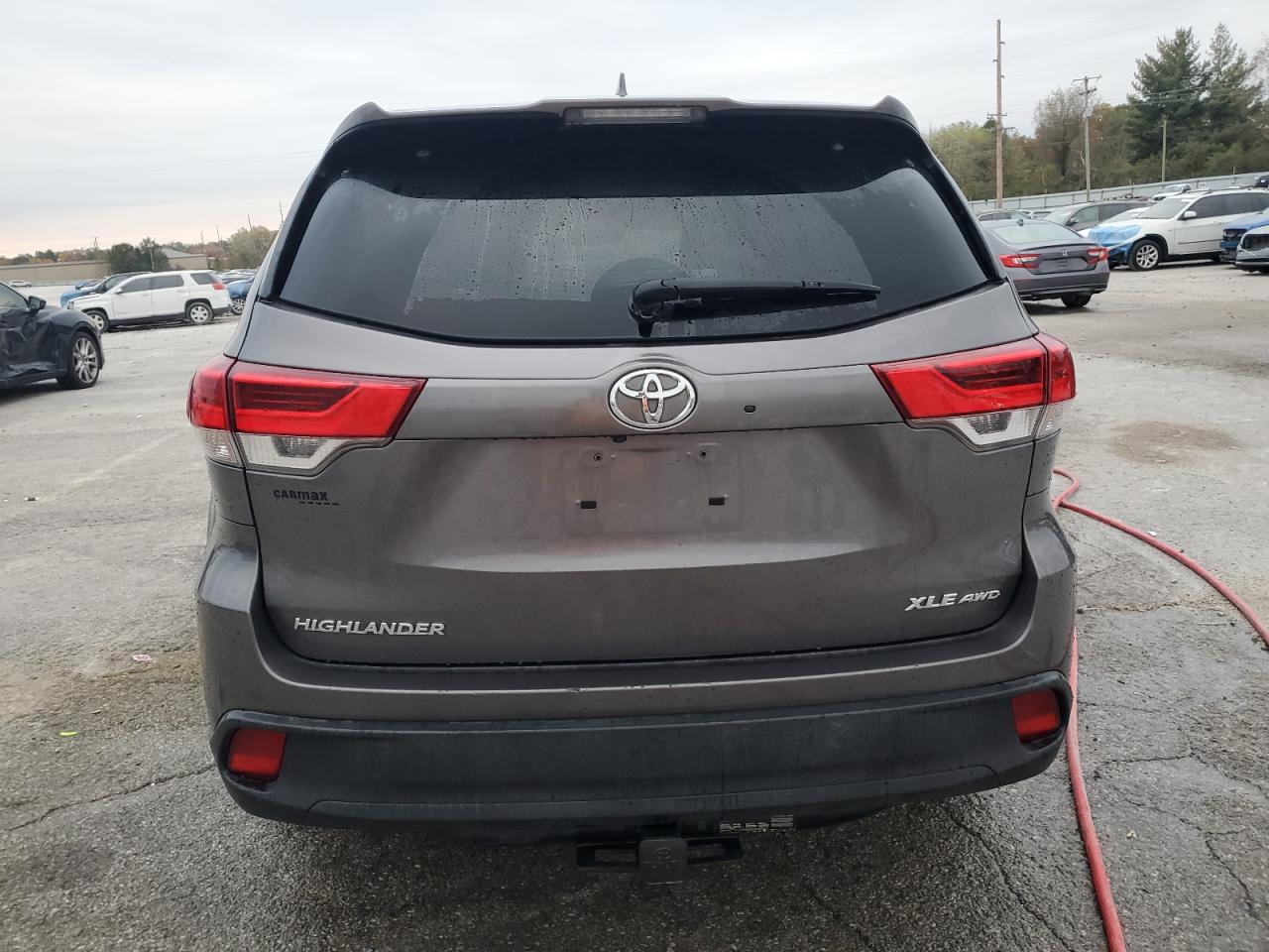 2018 Toyota Highlander Se VIN: 5TDJZRFH6JS557103 Lot: 77253444