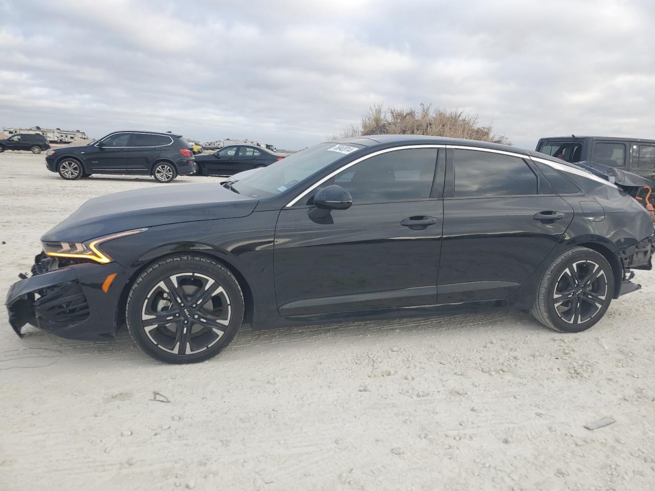 2022 Kia K5 - Image 1