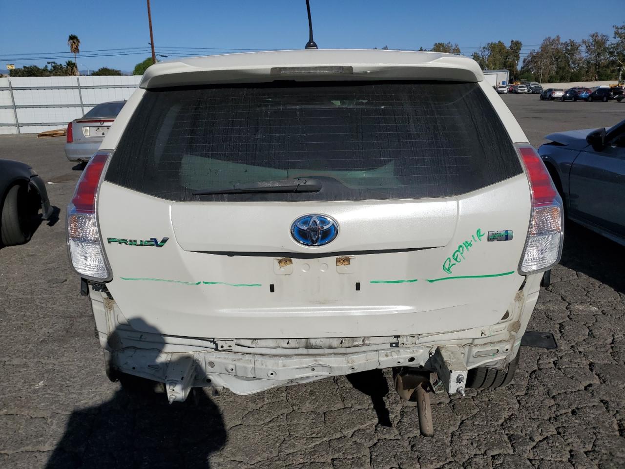 2017 Toyota Prius V VIN: JTDZN3EUXHJ074456 Lot: 76274874