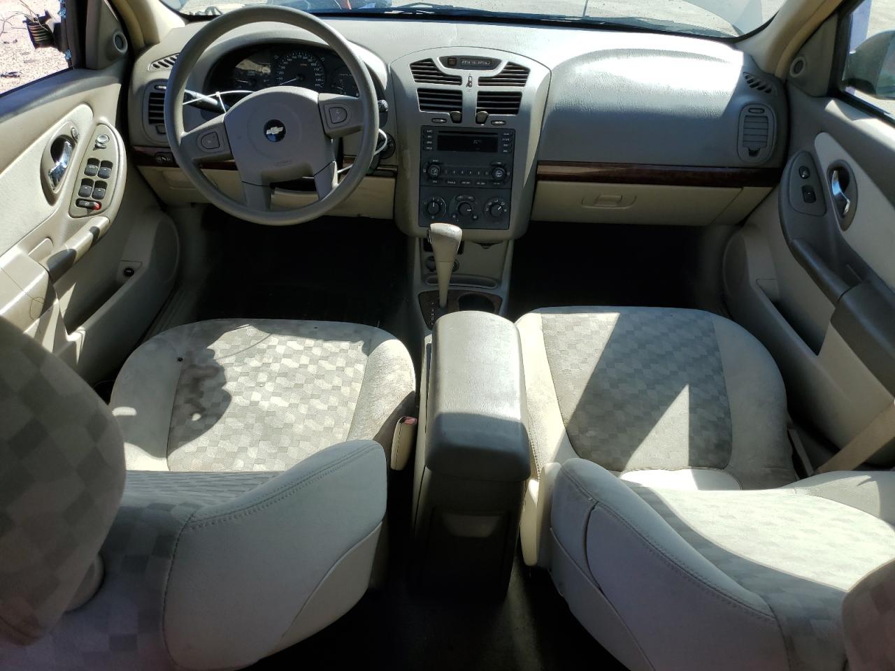 2004 Chevrolet Malibu - Image 8