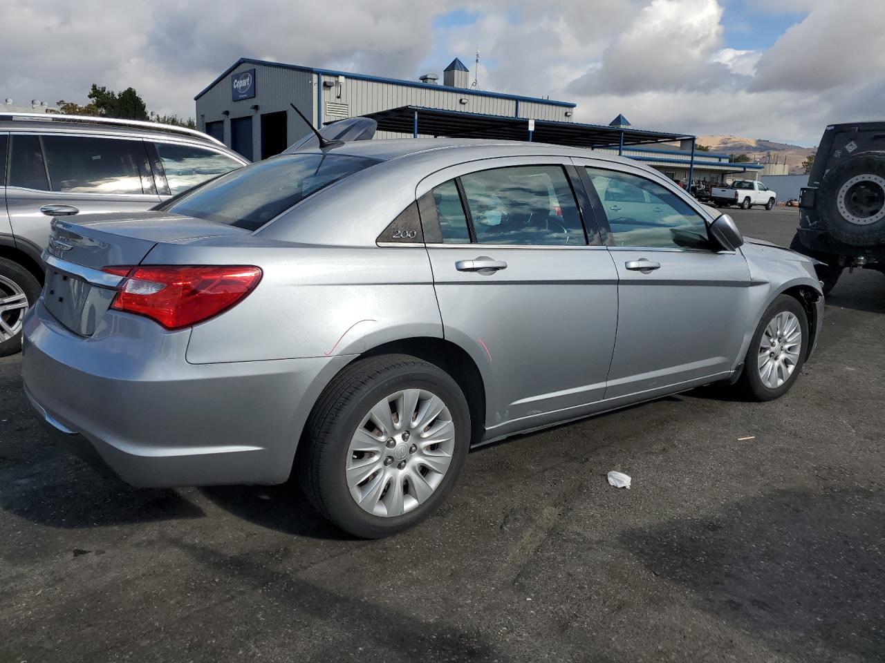 VIN 1C3CCBAB2EN214129 2014 CHRYSLER 200 no.3