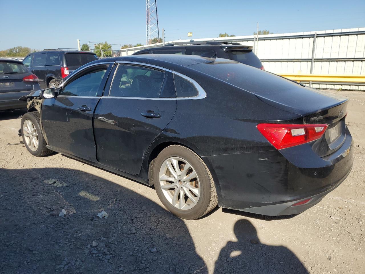 2016 Chevrolet Malibu - Image 2