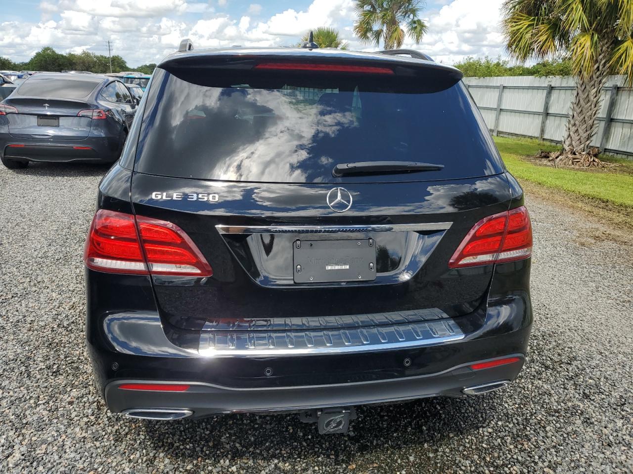 4JGDA5JB0JB138716 2018 Mercedes-Benz Gle 350