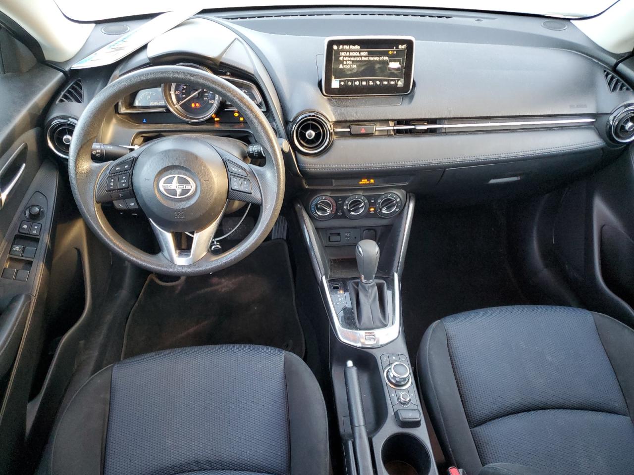 3MYDLBZV7GY119720 2016 Toyota Scion Ia