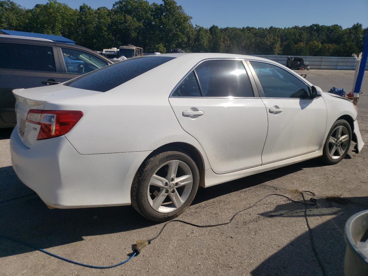 2013 Toyota Camry - Image 3
