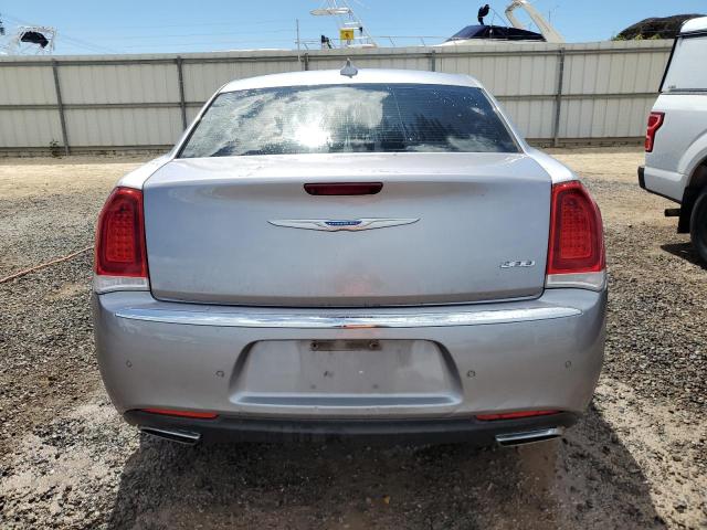 Sedans CHRYSLER 300 2015 Srebrny