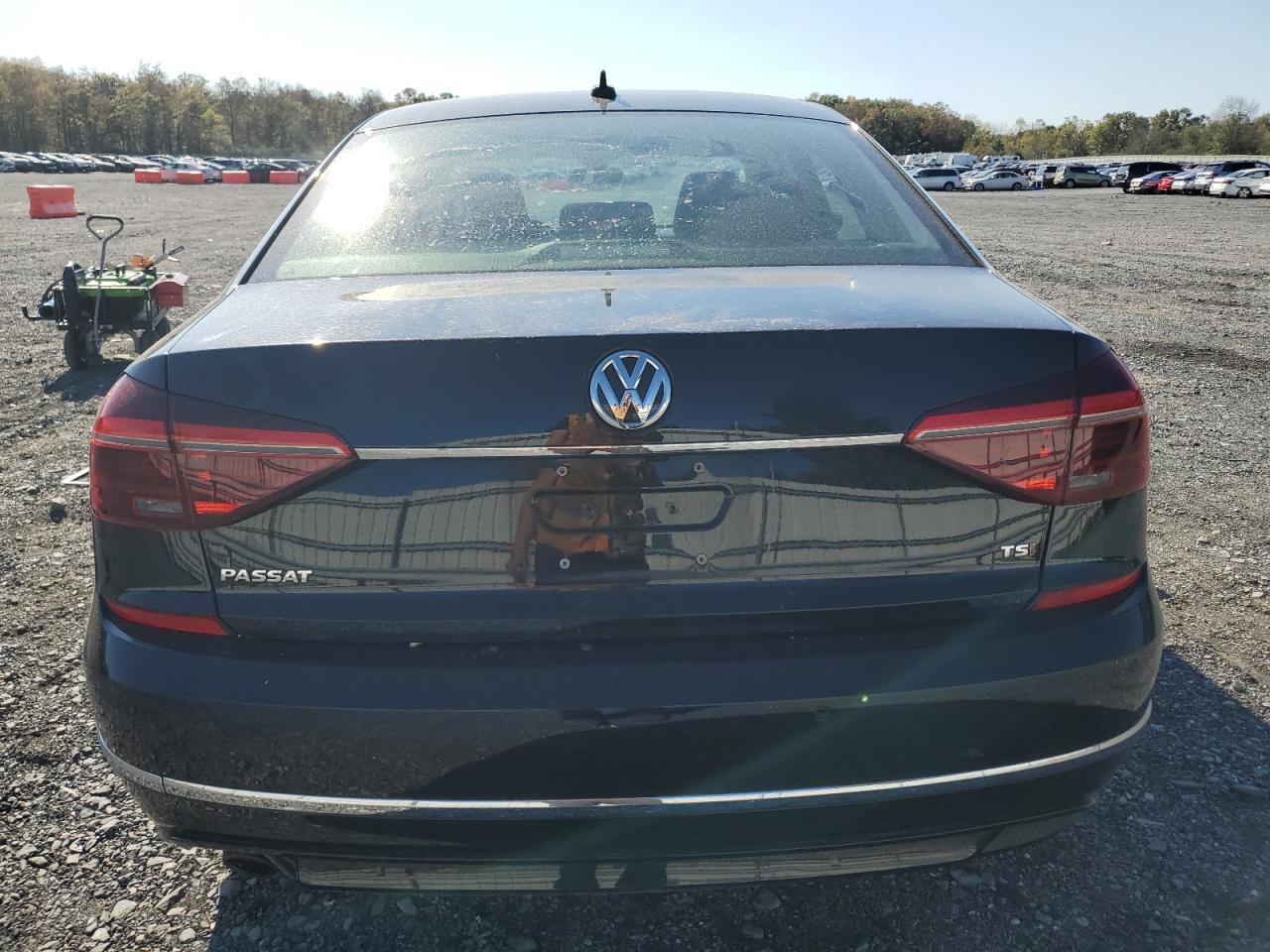 2019 Volkswagen Passat Se R-Line VIN: 1VWMA7A37KC009843 Lot: 75217144