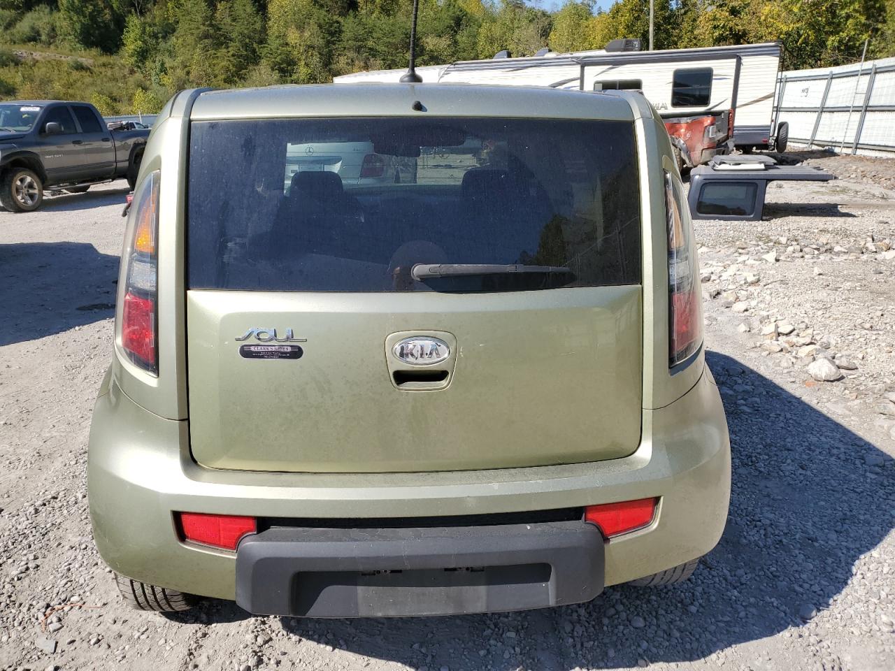 2010 Kia Soul + VIN: KNDJT2A22A7076478 Lot: 74893144