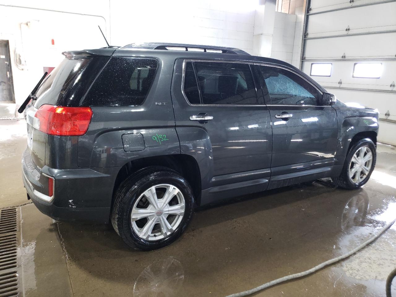 2017 GMC Terrain - Image 3
