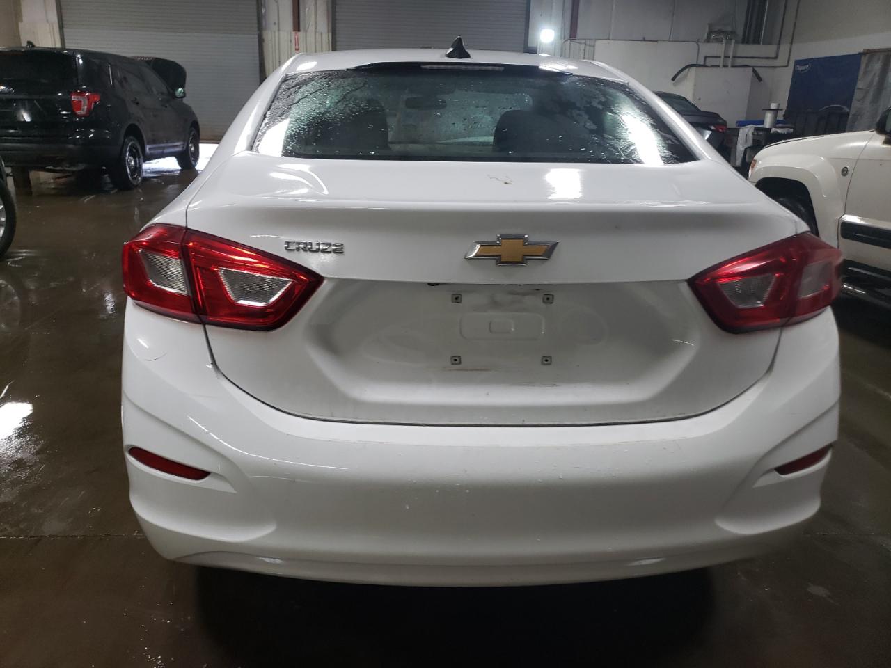 2019 Chevrolet Cruze Ls VIN: 1G1BC5SM0K7126665 Lot: 78179444